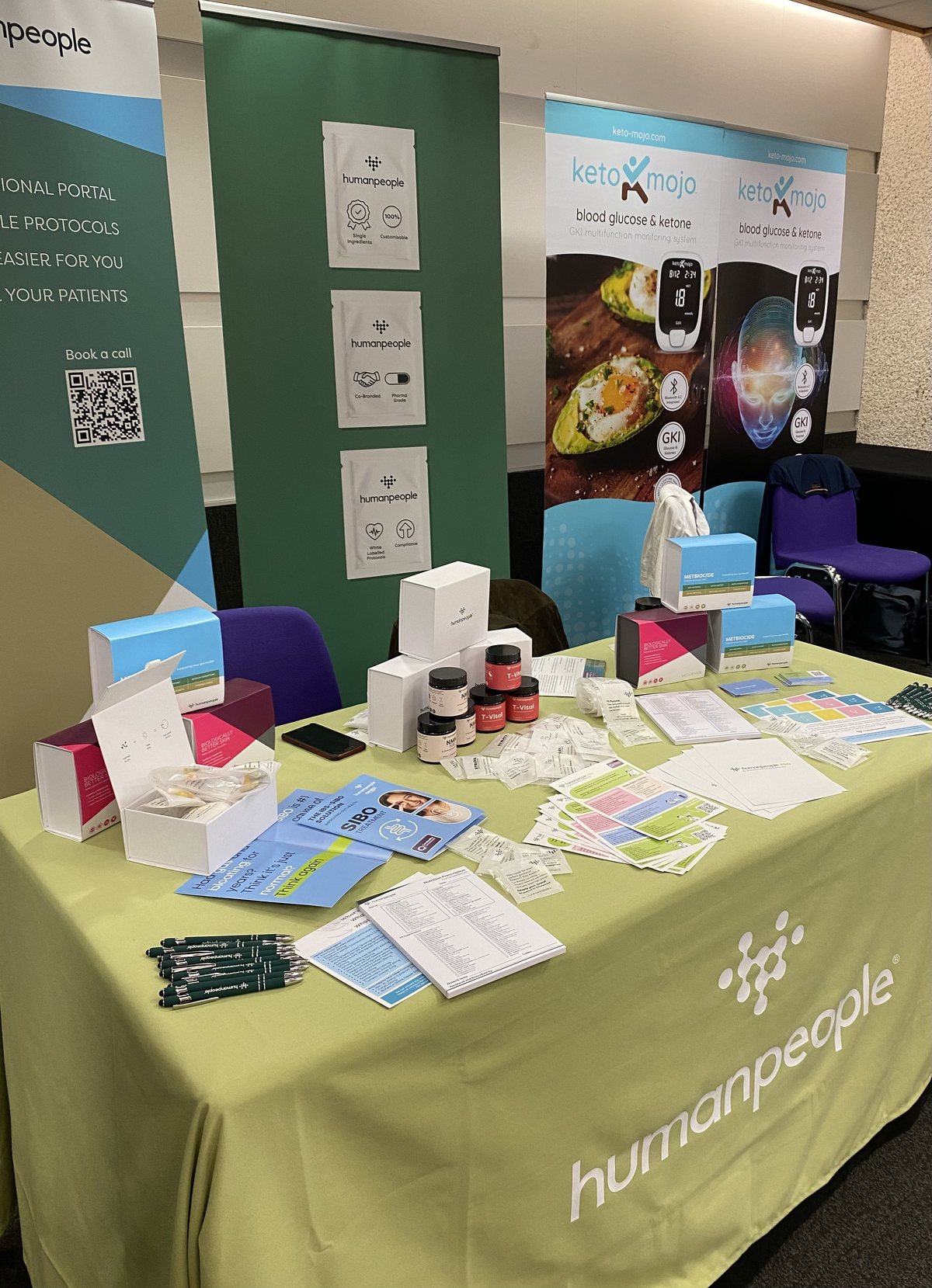 humanpeople stand at the Integrative & Personalised Medicine Congress, London